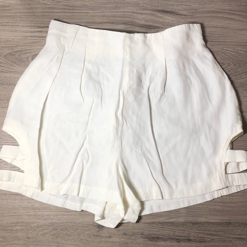 Vintage 60s High Waist White Shorts
